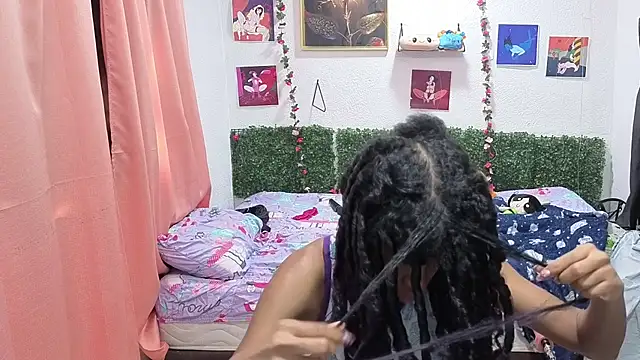 Snapshot of thianahorny chatting on July 9, 2026, 1:43 pm thianahorny online show from July 9, 2026, 1:43 pm