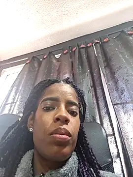 Snapshot of thianahorny chatting on July 28, 2026, 6:20 pm thianahorny online show from July 28, 2026, 6:20 pm