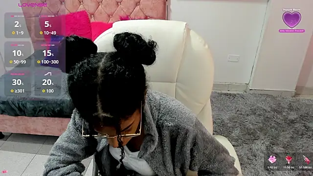 Snapshot of thianahorny chatting on December 2, 2025, 12:40 pm thianahorny online show from December 2, 2025, 12:40 pm