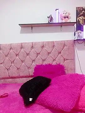 Snapshot of thianahorny chatting on October 27, 2025, 12:50 pm thianahorny online show from October 27, 2025, 12:50 pm