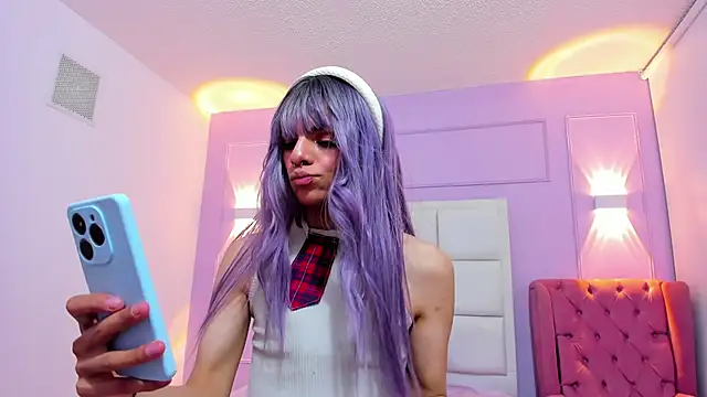 Snapshot of Baby_Lannie chatting on November 18, 2025, 3:54 am Baby Lannie online show from November 18, 2025, 3:54 am