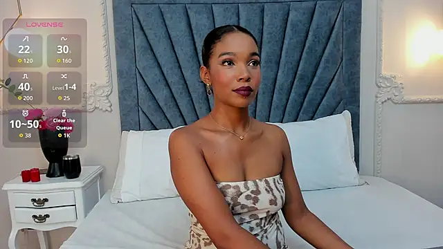 Bella-Torres online show from February 17, 2026, 3:48 am