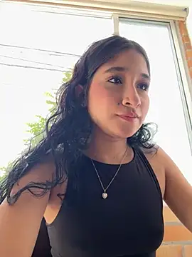 Snapshot of Ariasex_ chatting on November 4, 2025, 7:28 pm Ariasex online show from November 4, 2025, 7:28 pm