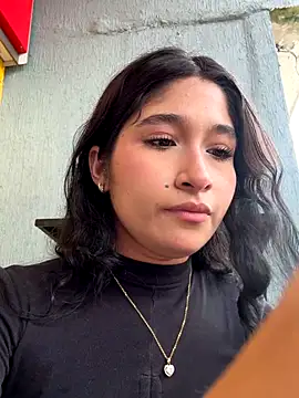 Snapshot of Ariasex_ chatting on November 5, 2025, 7:17 pm Ariasex online show from November 5, 2025, 7:17 pm