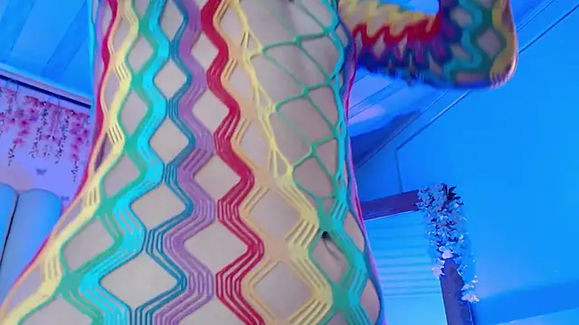 Snapshot of SweetRenata_ chatting on October 16, 2025, 11:18 am SweetRenata online show from October 16, 2025, 11:18 am