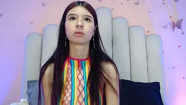 Snapshot of SweetRenata_ chatting on October 11, 2025, 11:22 am SweetRenata online show from October 11, 2025, 11:22 am