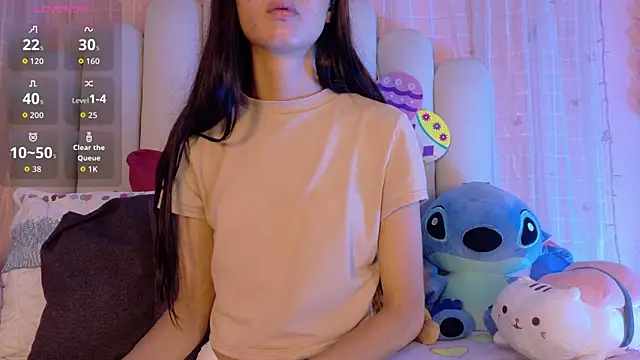 SweetRenata  online show from April 27, 2026, 1:31 pm
