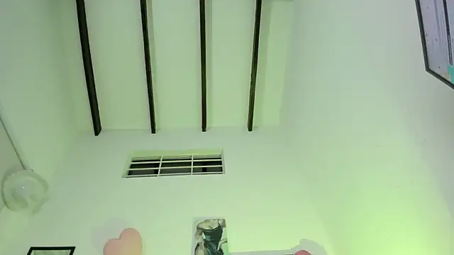 Snapshot of ChocoBunny1 chatting on May 14, 2026, 3:14 am ChocoBunny1 online show from May 14, 2026, 3:14 am
