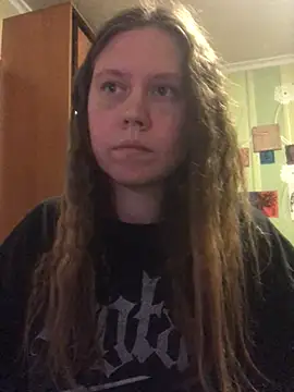 Snapshot of LunaVirelle chatting on April 30, 2026, 7:43 pm LunaVirelle online show from April 30, 2026, 7:43 pm