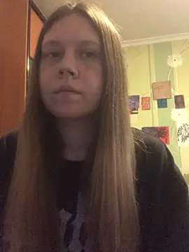 Snapshot of LunaVirelle chatting on April 20, 2026, 3:46 pm LunaVirelle online show from April 20, 2026, 3:46 pm