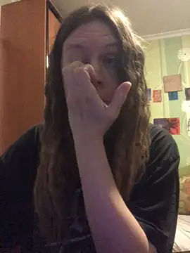 Snapshot of LunaVirelle chatting on May 3, 2026, 5:27 pm LunaVirelle online show from May 3, 2026, 5:27 pm