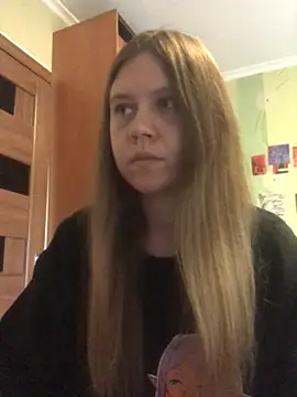 Snapshot of LunaVirelle chatting on July 11, 2026, 1:33 pm LunaVirelle online show from July 11, 2026, 1:33 pm