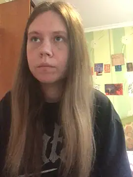 Snapshot of LunaVirelle chatting on July 6, 2026, 4:31 pm LunaVirelle online show from July 6, 2026, 4:31 pm