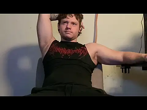 Snapshot of Skol_100802 chatting on November 26, 2025, 6:19 pm Skol 100802 online show from November 26, 2025, 6:19 pm