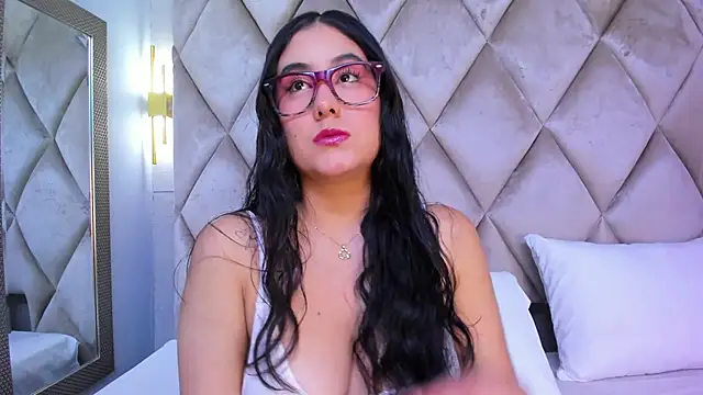 Snapshot of GabyParker_ chatting on December 2, 2025, 12:07 pm GabyParker online show from December 2, 2025, 12:07 pm