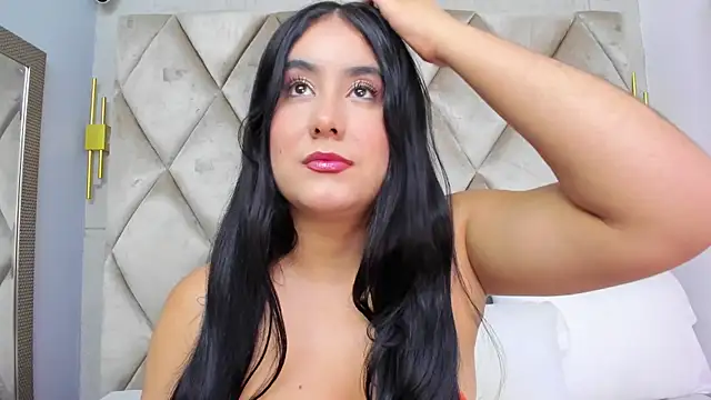 GabyParker  online show from July 4, 2026, 12:11 pm
