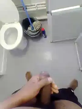 Snapshot of j_ratid chatting on October 12, 2025, 2:29 pm j ratid online show from October 12, 2025, 2:29 pm