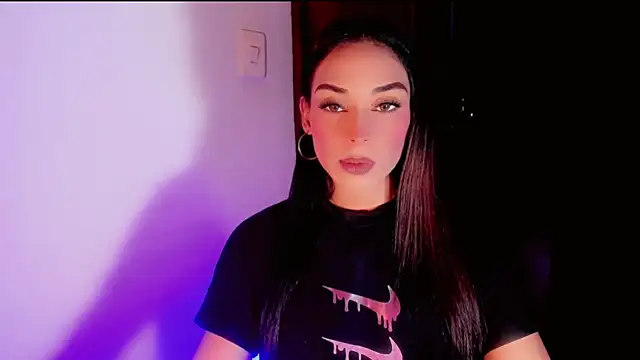 Snapshot of babysomeer chatting on December 3, 2025, 6:47 am babysomeer online show from December 3, 2025, 6:47 am