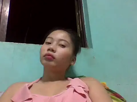 Baby girl0516 online show from October 13, 2025, 12:07 pm