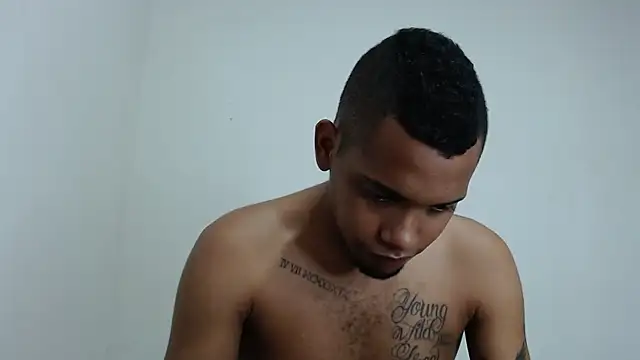 Snapshot of drako_monster chatting on November 25, 2025, 6:25 am drako monster online show from November 25, 2025, 6:25 am