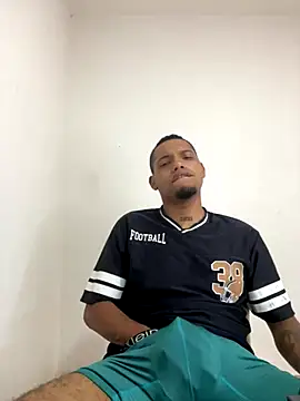 Snapshot of drako_monster chatting on November 28, 2025, 5:57 pm drako monster online show from November 28, 2025, 5:57 pm