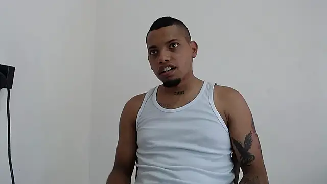 Snapshot of drako_monster chatting on November 7, 2025, 6:34 pm drako monster online show from November 7, 2025, 6:34 pm