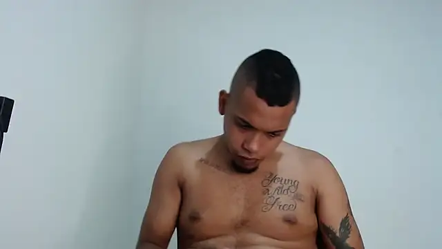 Snapshot of drako_monster chatting on November 13, 2025, 3:32 am drako monster online show from November 13, 2025, 3:32 am