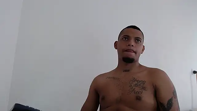 Snapshot of drako_monster chatting on November 15, 2025, 5:06 pm drako monster online show from November 15, 2025, 5:06 pm