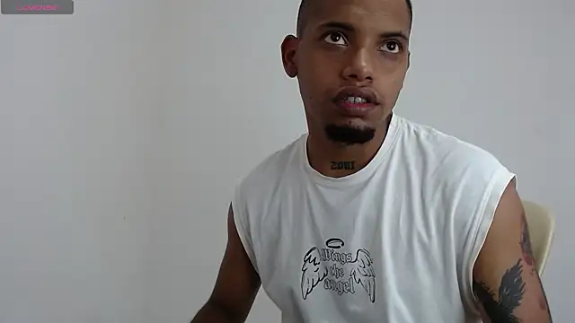 Snapshot of drako_monster chatting on October 26, 2025, 8:09 pm drako monster online show from October 26, 2025, 8:09 pm