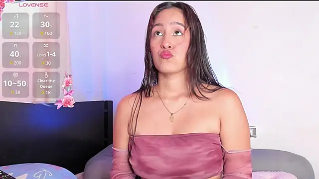 Snapshot of Nyxaraa chatting on October 19, 2025, 6:10 pm Nyxaraa online show from October 19, 2025, 6:10 pm