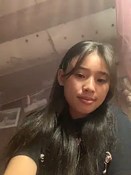 Snapshot of Han-han123 chatting on November 16, 2025, 9:51 pm Han-han123 online show from November 16, 2025, 9:51 pm