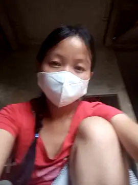 Snapshot of Han-han123 chatting on October 18, 2025, 2:24 am Han-han123 online show from October 18, 2025, 2:24 am