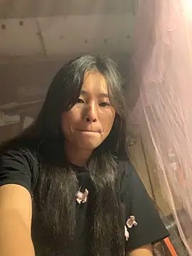 Snapshot of Han-han123 chatting on November 9, 2025, 8:02 pm Han-han123 online show from November 9, 2025, 8:02 pm