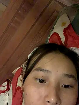 Snapshot of Han-han123 chatting on October 29, 2025, 2:21 am Han-han123 online show from October 29, 2025, 2:21 am