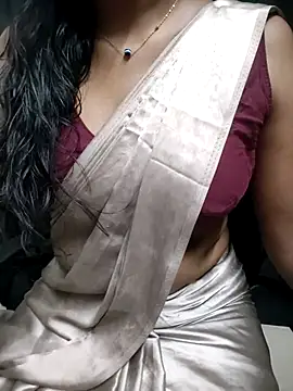 Tamilmallu-duskygirl03 online show from July 18, 2026, 7:11 pm