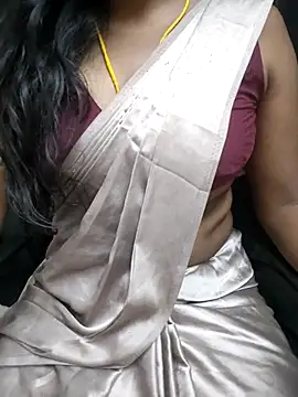 Tamilmallu-duskygirl03 online show from August 5, 2026, 6:40 am