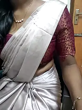 Tamilmallu-duskygirl03 online show from December 19, 2025, 7:33 am