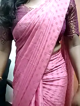 Snapshot of Tamilmallu-duskygirl03 chatting on December 5, 2025, 6:17 pm Tamilmallu-duskygirl03 online show from December 5, 2025, 6:17 pm