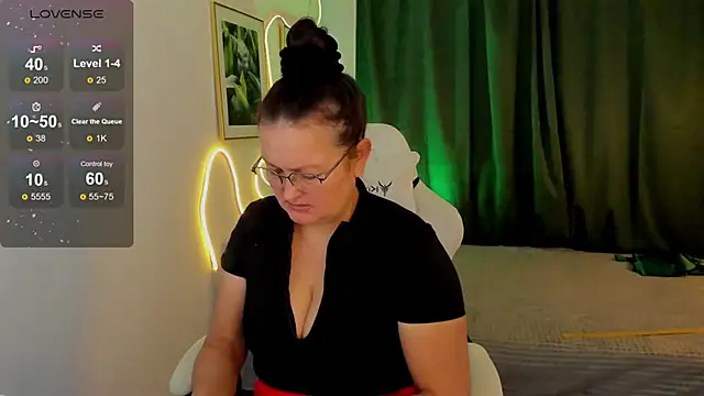 hottyannaa online show from January 6, 2026, 2:59 am