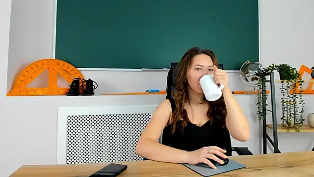 Snapshot of AnnaJonson chatting on November 2, 2025, 3:11 am AnnaJonson online show from November 2, 2025, 3:11 am