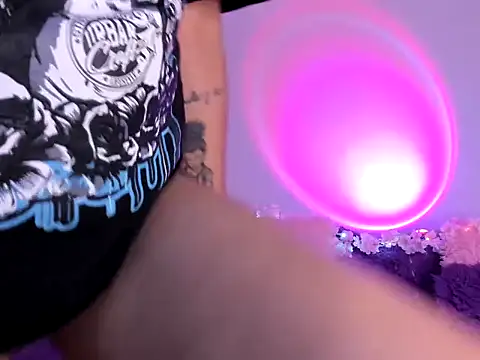 Snapshot of HeidyRousse chatting on November 1, 2025, 11:15 am HeidyRousse online show from November 1, 2025, 11:15 am