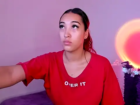 Snapshot of HeidyRousse chatting on November 3, 2025, 9:46 am HeidyRousse online show from November 3, 2025, 9:46 am