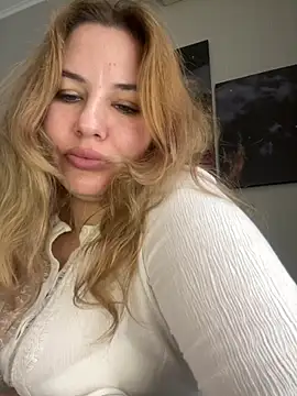 Passion-Blondy online show from June 24, 2026, 9:52 am