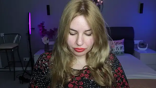 Passion-Blondy online show from May 7, 2026, 6:22 pm