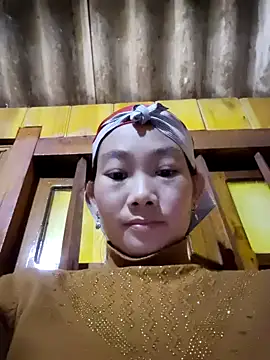 Snapshot of gio-thu chatting on December 3, 2025, 4:24 am gio-thu online show from December 3, 2025, 4:24 am