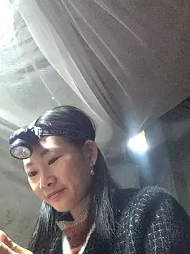 gio-thu online show from February 1, 2026, 7:17 am