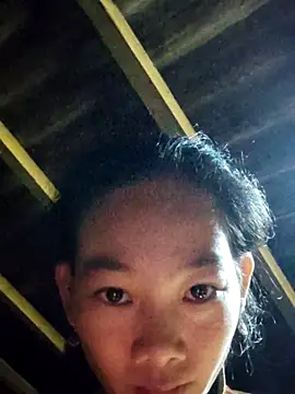 Snapshot of gio-thu chatting on November 6, 2025, 4:05 am gio-thu online show from November 6, 2025, 4:05 am