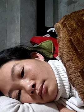 gio-thu online show from January 5, 2026, 9:51 pm