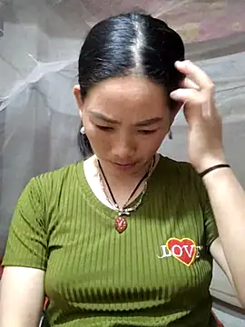 gio-thu online show from April 19, 2026, 2:18 pm