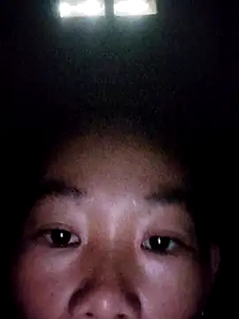 Snapshot of gio-thu chatting on October 19, 2025, 11:29 pm gio-thu online show from October 19, 2025, 11:29 pm